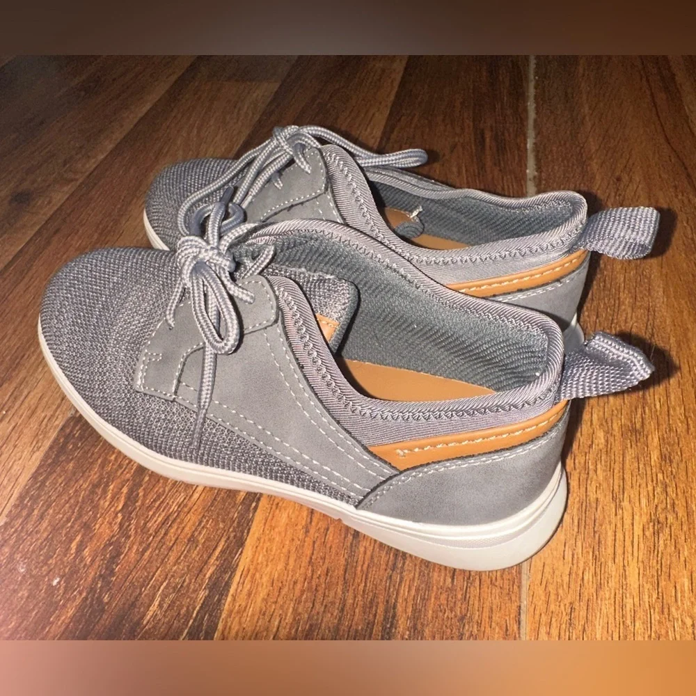 Sonoma Charcoal Lace-Up Sneakers size1 MED      (#55)